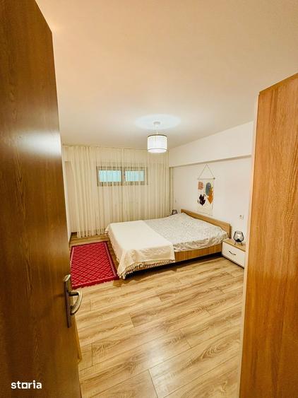 Apartament cu 4 camere în Tomis I