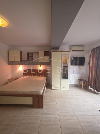 Garsonieră decomandată, mobilată în Mamaia-Sat