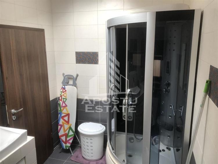 Apartament cu 2 camere decomandat, mobilat în P-ța Unirii