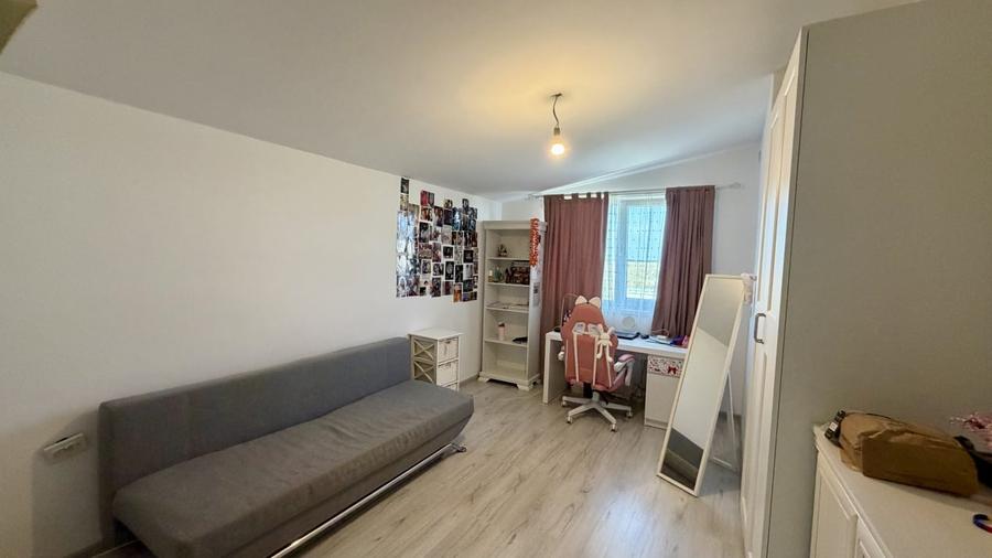 Duplex cu 4 camere cu Teren 160 Mp în Tunari