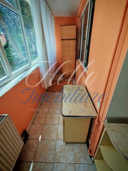 Apartament cu 2 camere decomandat în Gruia