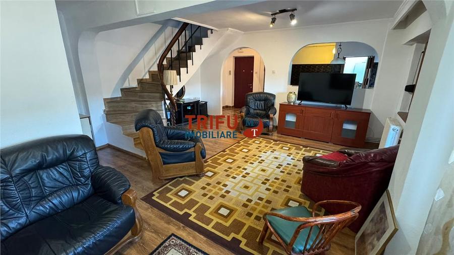 Apartament cu scara interioara de inchiriat zona Cetate - 1