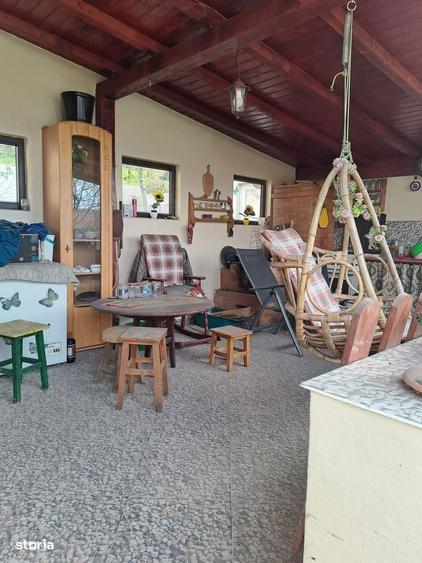 Casă cu 4 camere în Rădești
