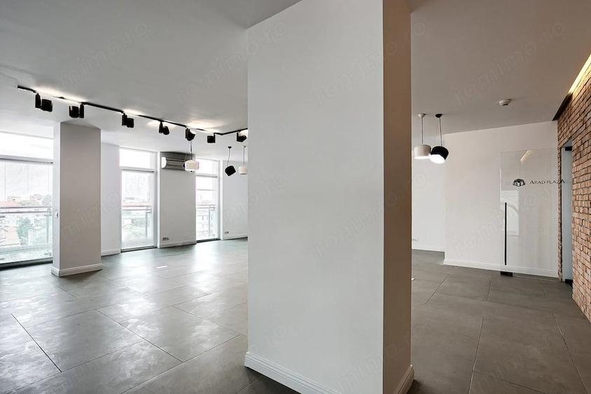 Spațiu comercial, de 151 mp, în Ultracentral