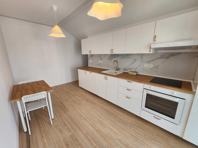 Apartament cu 2 camere semidecomandat în Dămăroaia