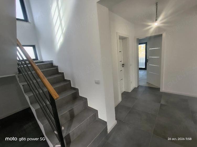 Casă cu 4 camere cu Teren 388 Mp în Valea Adâncă