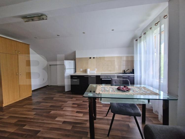 Apartament cu 2 camere circular, mobilat în Iris
