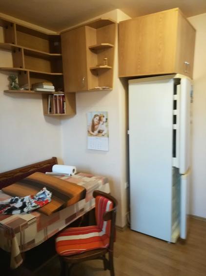 Apartament cu 2 camere decomandat în Liliacului