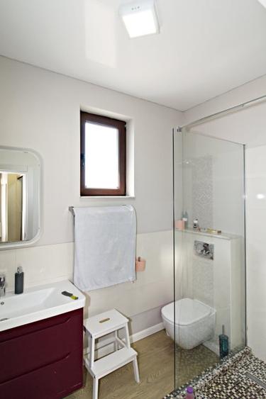 Casă individuală cu 5 camere cu Canalizare în Cumpăna