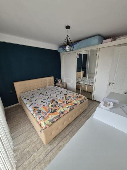 Apartament cu 2 camere semidecomandat, mobilat în Vest