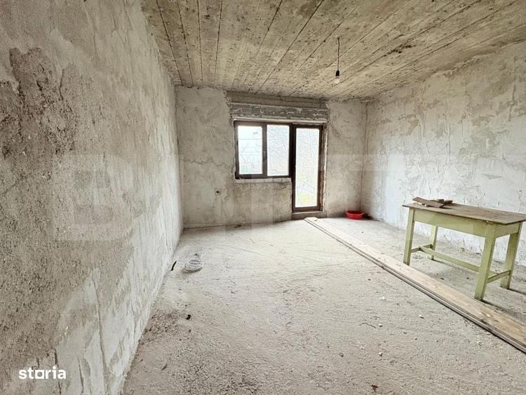 Casă cu 3 camere cu Teren 1900 Mp în Doba