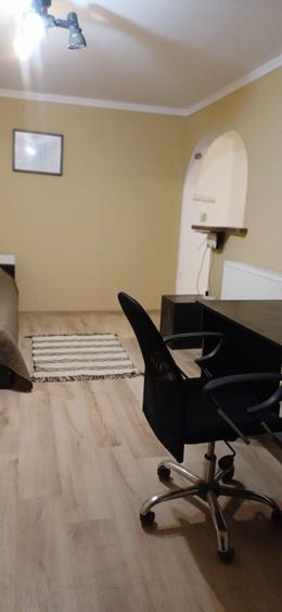 Apartament, proprietate personala ,32 mp , cu balcon,langa Iulius Ma - 4