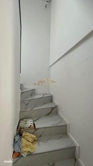 Casă cu 4 camere cu Teren 425 Mp în Vidra