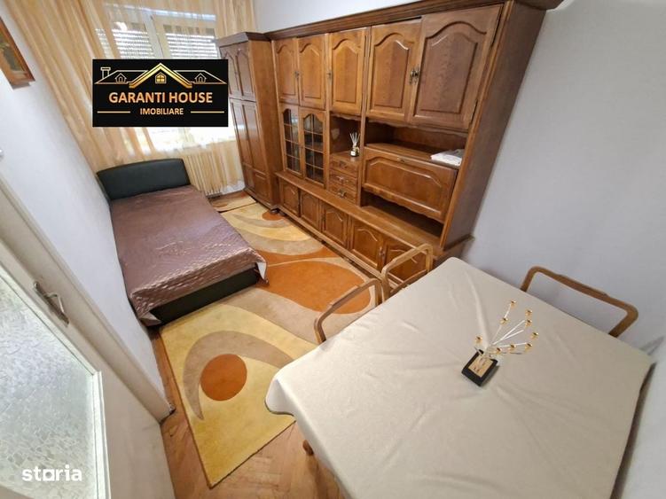 Apartament cu 3 camere semidecomandat în Central