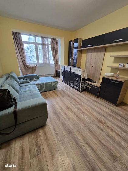 Apartament cu 2 camere semidecomandat în Podu Roș