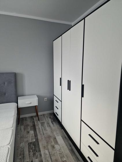 Apartament cu 2 camere decomandat în Florești