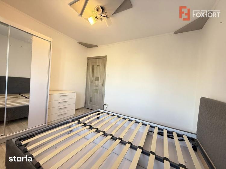 Apartament cu 2 camere semidecomandat în Lipovei