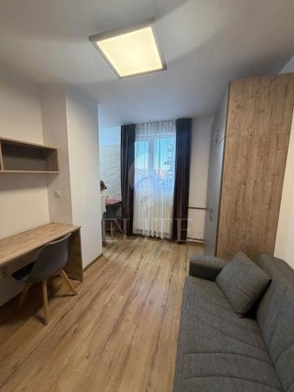Apartament cu 2 camere semidecomandat, mobilat în Gheorgheni