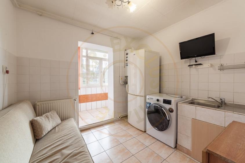 Apartament cu 2 camere decomandat, mobilat în Mioveni