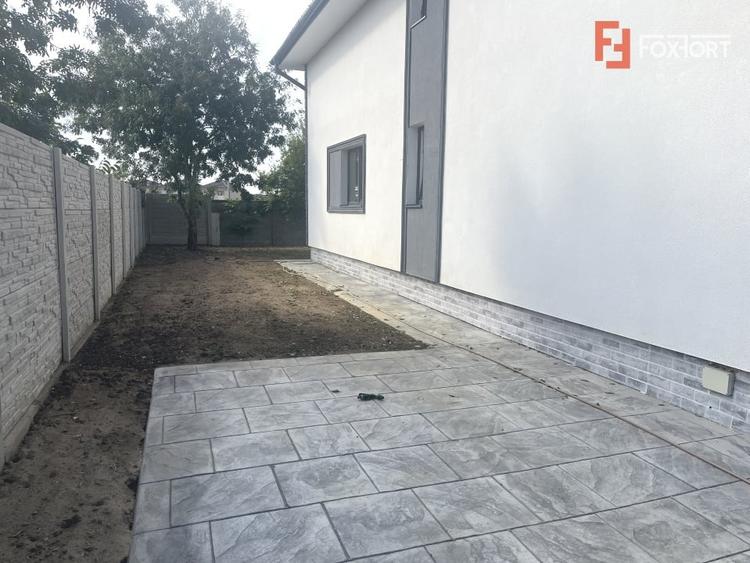 Duplex cu 4 camere cu Canalizare în Moșnița Veche
