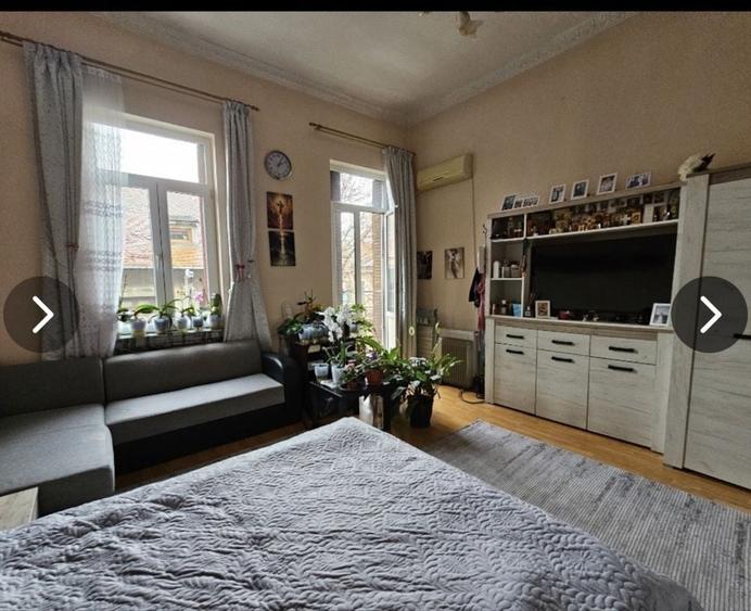 Apartament cu 4 camere decomandat în Victoriei — fotografia 3