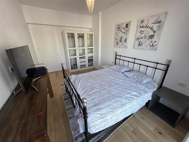 Apartament cu 4 camere decomandat, mobilat în Pipera