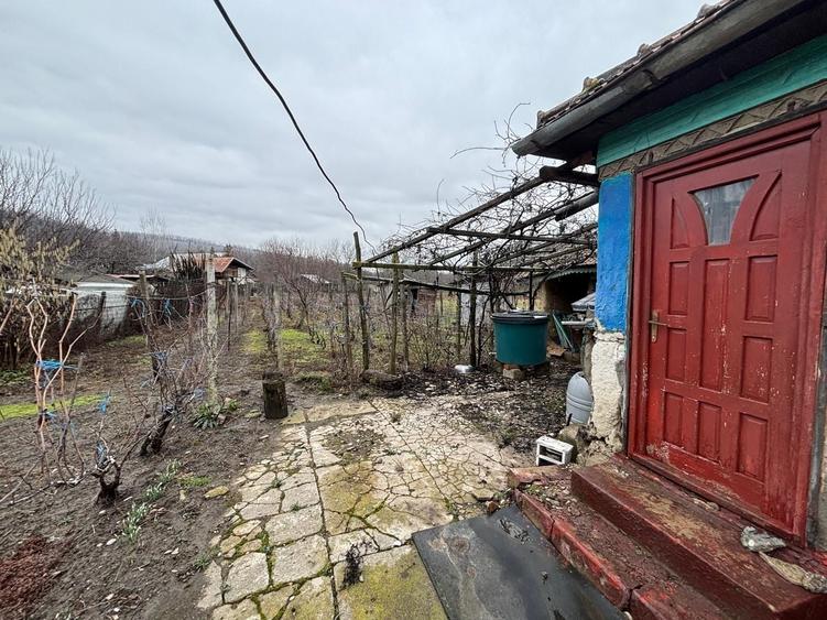 Casă cu 3 camere cu Teren 614 Mp în Ceptura