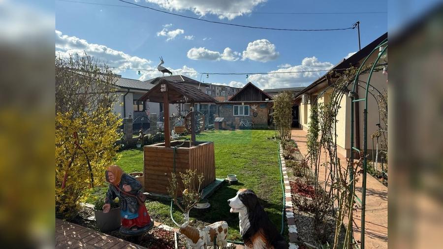 Casă cu 6 camere cu Teren 710 Mp în Apahida