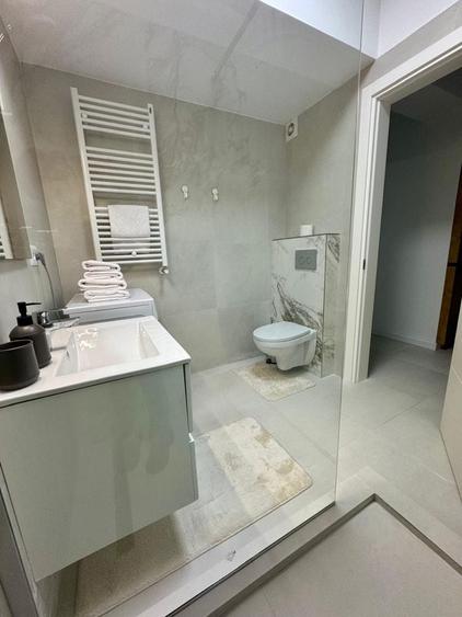 Apartament cu 2 camere decomandat în 1 Decembrie 1918
