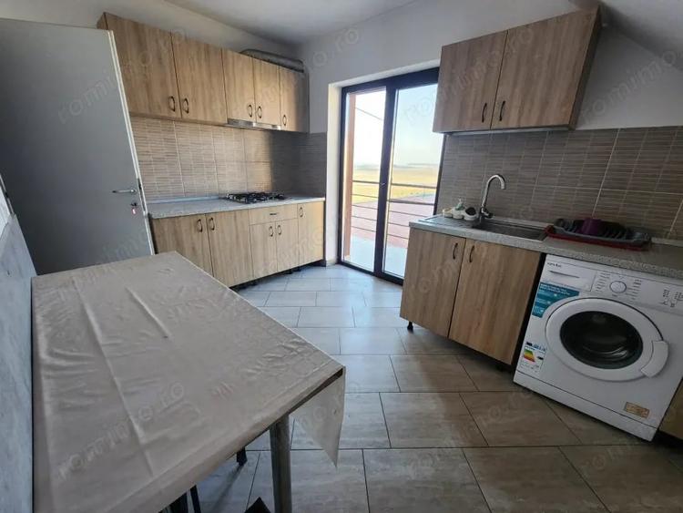 Casă cu 5 camere cu Teren 150 Mp în Sânandrei