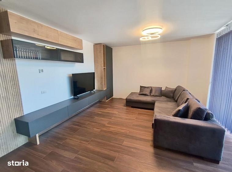Apartament cu 2 camere, mobilat în Central