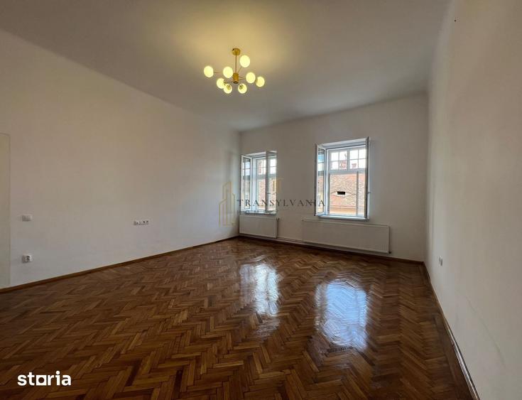 Apartament cu 2 camere decomandat în Ultracentral