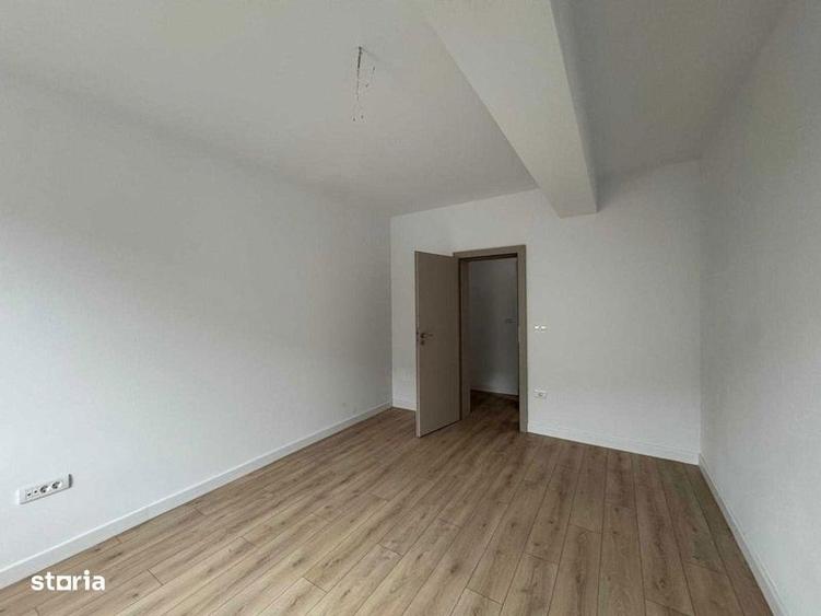 Apartament cu 3 camere în Central — fotografia 1