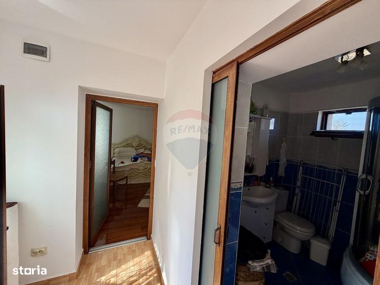 Casă cu 4 camere cu Teren 1300 Mp în Jariștea