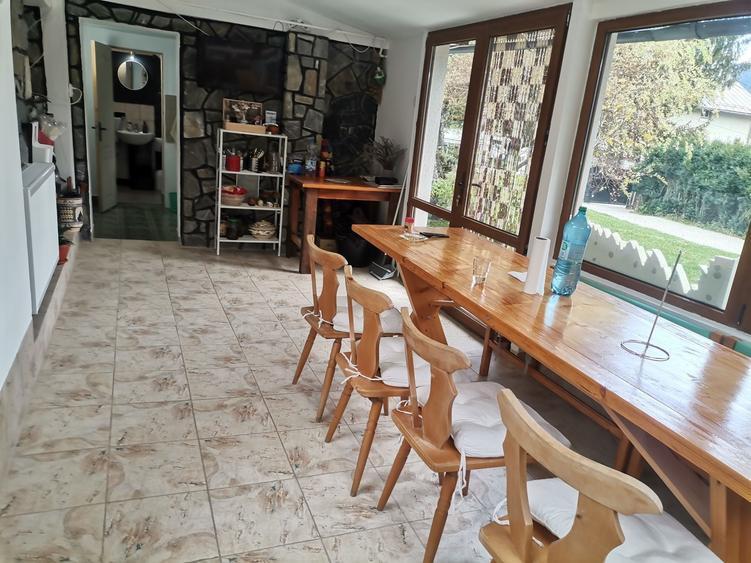 Casă cu 4 camere în Valea Alba