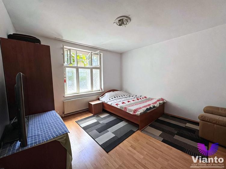 Apartament cu 4 camere decomandat, mobilat în Ștrand