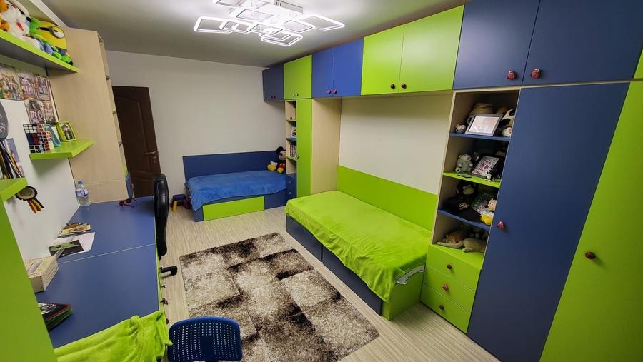 Apartament cu 3 camere decomandat în Chișinau