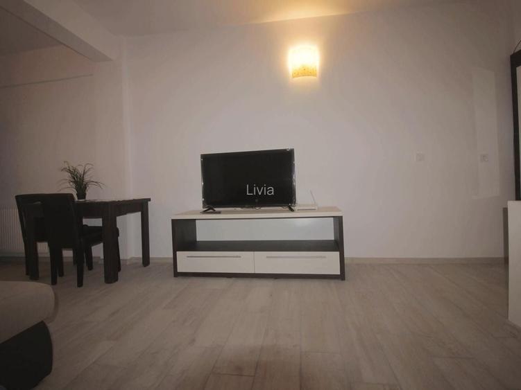 Garsoniera de inchiriat in Centru Vechi Craiova