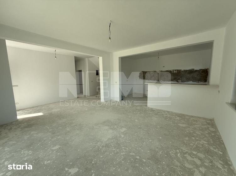 Casă cu 5 camere cu Teren 1000 Mp în Horodnic