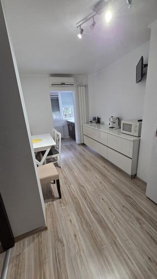 Apartament cu 2 camere decomandat în Nufărul