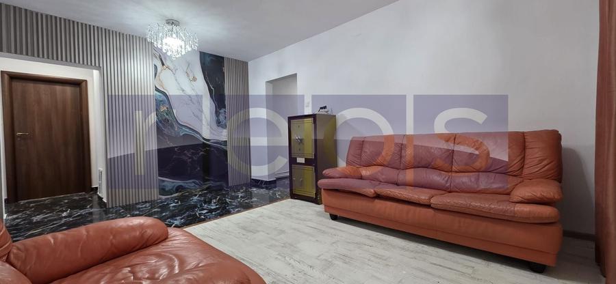 VANZARE 4 CAMERE DECOMANDAT VITAN MALL - 1