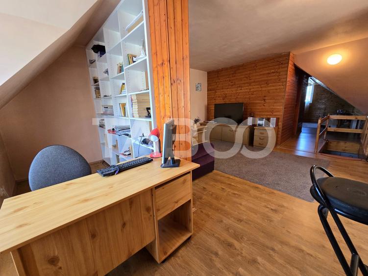 Casă individuală cu 7 camere cu Canalizare în Lupeni