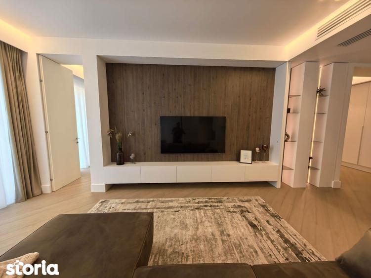 Apartament cu 4 camere, mobilat în Nord