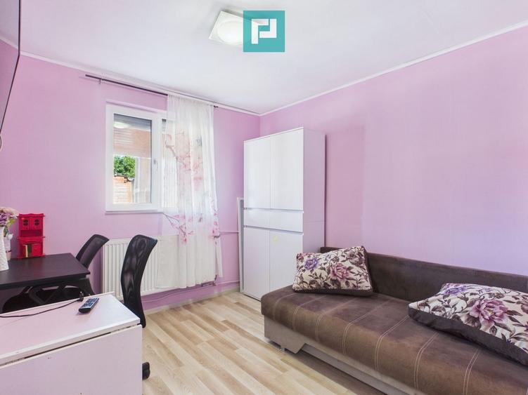 Duplex cu 4 camere cu Canalizare în Nojorid