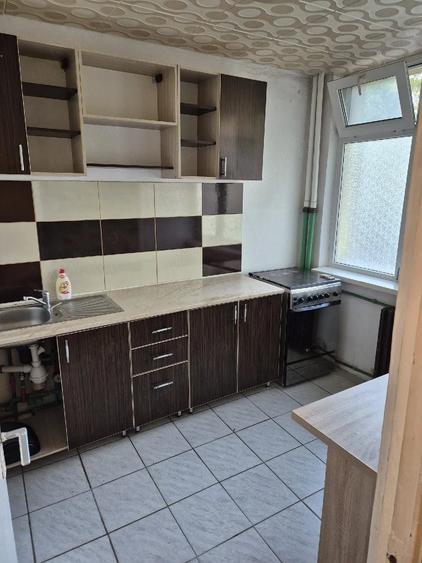 Apartament cu 2 camere decomandat în Aviatorilor