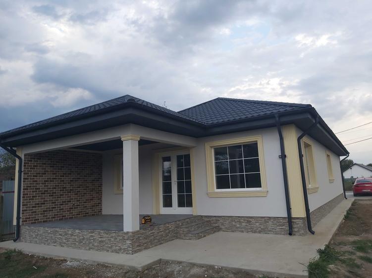 Casă cu 3 camere în Cordun
