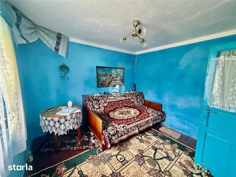 Casă cu 4 camere cu Teren 721 Mp în Bucium
