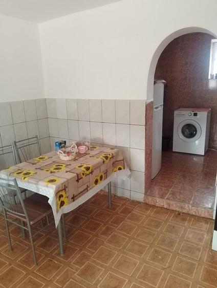 Casă cu 3 camere în Macea
