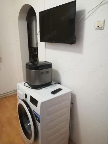 Apartament cu 3 camere decomandat în Vălenii de Munte