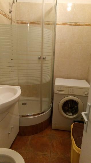 Apartament cu 2 camere decomandat în Olteniței
